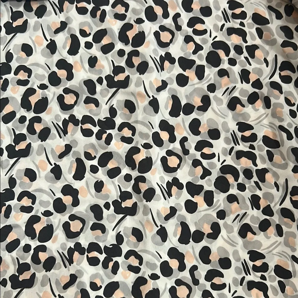 Women's LOFT Leopard Print Top - Picture 2 of 4